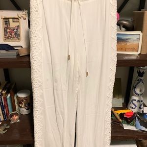 NWT⭐️bright white beachy pants from INC